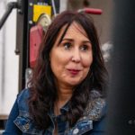 Indira Ferrer al programa de Ràdio Capital  “Una cantada diferent”, amb motiu de la Cantada d’havaneres de Calella.  Fotografia: enCantados-@pepegroca