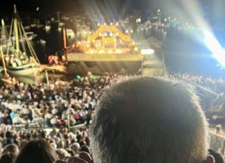 Ràdio Capital de l’Empordà i Taronja Ràdio Girona superen els 19.000 oients en la primera onada de 2026 de l’EGM Un espectador de la cantada d'havaneres de calella, escola el programa especial de Ràdio Capital