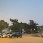 Aparcaments dissuasius, carrils bici i transport públic: les solucions a la falta d’aparcament a la zona de platges al Baix Empordà