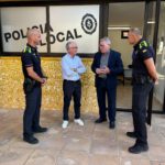 Calella de Palafrugell estrena una nova oficina de la Policia Local per millorar la proximitat amb la ciutadania durant l’estiu Policia Local Oficina Calella de Palafrugell -1