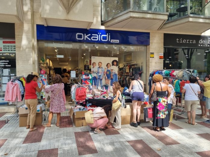 privat:-gran-exit-de-la-“botiga-al-carrer-&-vermut”-a-platja-d’aro