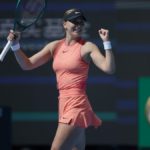 Badosa es planta als quarts de final de Pequin amb brillantor