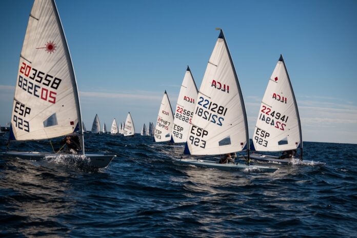 el-vent-marca-el-primer-cap-de-setmana-de-la-x-guixols-cup-en-ilca-i-420