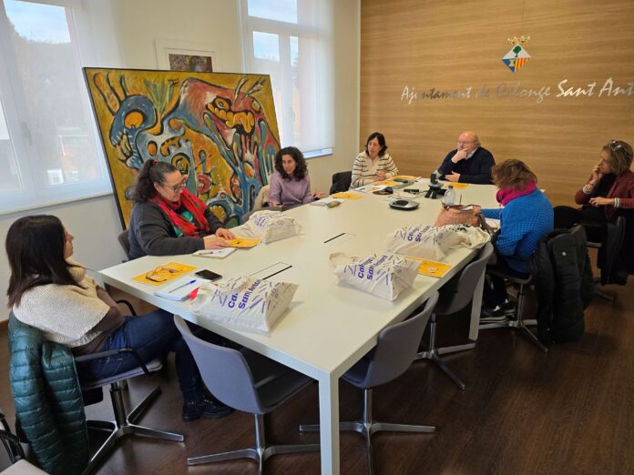 L'Ajuntament de Calonge i Sant Antoni entrega materials didàctics a les escoles en el marc del projecte educatiu de Calonge, Poble de Llibres