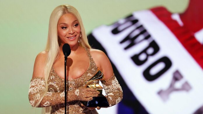 els-grammy-2025-coronen-a-beyonce-i-ignoren-a-taylor-swift