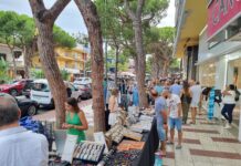 Una seixantena d’establiments participen en la Botiga al Carrer de Platja d’Aro Botiga al Carrer Platja d'Aro