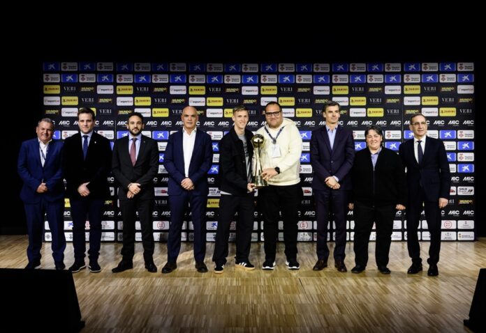 MIC Football presentació Barcelona