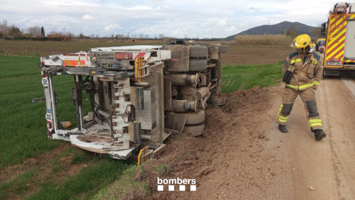 Bombers camió bolcat
