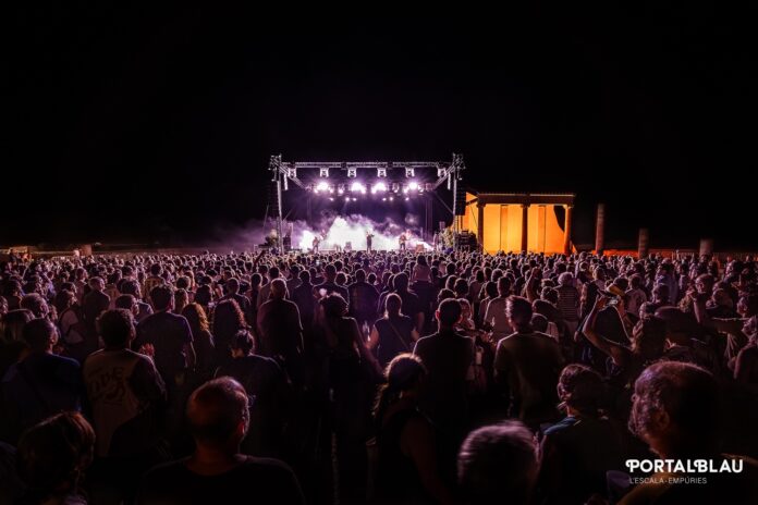 Festival portalblau