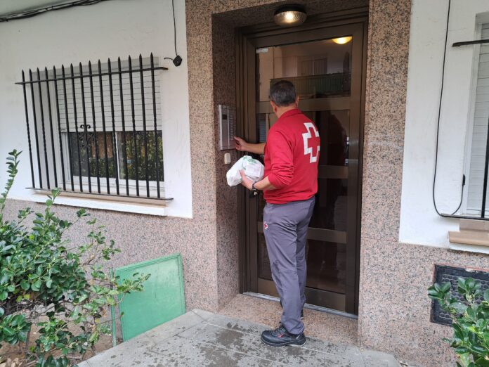 L'Àrea d'Acció Social i Ciutadania activa el servei de menjador social a domicili, adreçat a persones del municipi en situació de vulnerabilitat