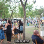 El festival Primavera Van celebra la seva 9a edició a l’Estartit amb més de mil furgonetes Primavera Van