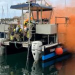 privat:-simulacre-d’incendi-en-una-embarcacio-d’esbarjo-al-port-esportiu-marina-palamos