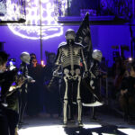 Verges representa dues vegades la Dansa de la Mort per primer cop en la seva història