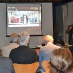privat:-el-dr.-amat-explica-la-magia-de-la-computacio-quantica-a-santa-cristina