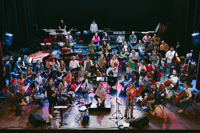 neix-l’orquestra-sonica:-una-nova-manera-de-viure-la-musica-moderna-orquestrada