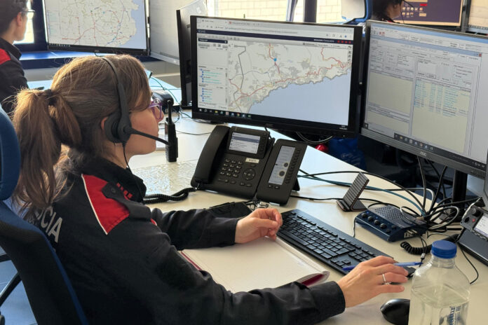 Una mossa de sala treballant a Girona Data de publicació: dijous 29 de maig del 2025, 04:00 Localització: Girona Autor: Gerard Vilà