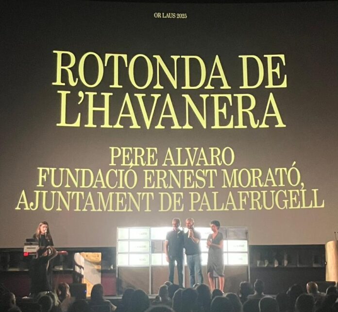 privat:-l’escultura-en-homenatge-a-l’havanera-guanya-un-laus