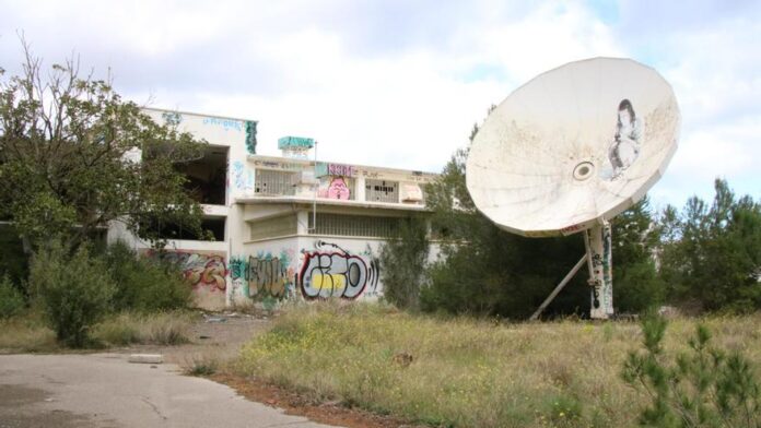 privat:-critiquen-que-la-museitzacio-de-radio-liberty-a-pals-hagi-quedat-en-un-calaix