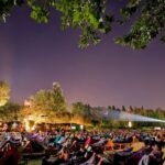 Una exposició critica el “turisme xava”