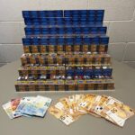 Detenen 2 homes per apropiar-se de targetes bancàries als caixers i fer-hi pagaments mossos detenció homes targetes