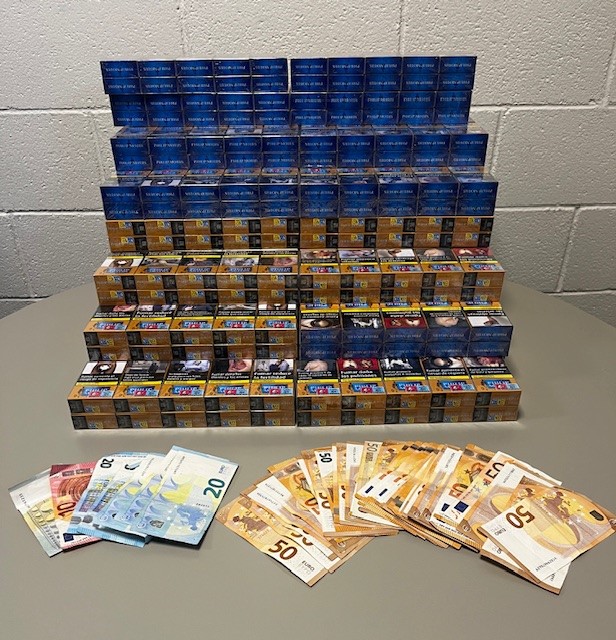 mossos detenció homes targetes