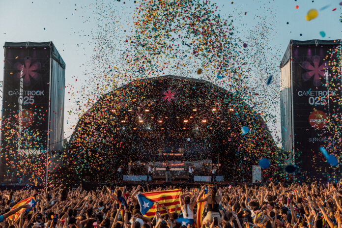 canet-rock-celebra-50-anys-amb-una-edicio-multitudinaria-i-reivindicativa