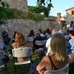 privat:-l’escriptor-xavier-bosch-tanca-el-cicle-de-“literatura-a-la-fresca”-de-santa-cristina