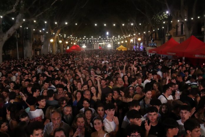 privat:-lax’n’busto,-mushka,-alizzz,-figa-flawas,-els-catarres,-ginesta,-svetlana-i-ja-t’ho-dire,-a-la-22a-edicio-de-l’acustica