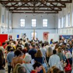 privat:-la-inauguracio-de-la-mostra-d’art-a-palafrugell-omple-la-bobila-amb-mes-de-mig-miler-de-persones