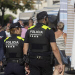 La Policia Local de Castell d’Aro deté un individu per un intent de robatori amb força en un domicili Policia Local de Platja d'Aro