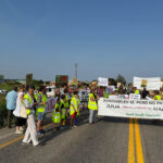 Membres de la nova plataforma ‘Mobilitzem la llera’ tallen la C-66 a Bordils per protestar contra el projecte Julià