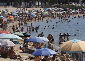 El Parlament aprova l’augment de la taxa turística davant les crítiques del sector privat:-sant-feliu-de-guixols-impulsa-un-observatori-de-dades-turistiques