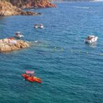 privat:-bloquegen-l’acces-a-les-barques-a-cala-del-vedell-de-mont-ras-com-a-protesta