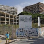 privat:-l’edifici-maddox-de-platja-d’aro,-un-immoble-paralitzat-en-el-temps