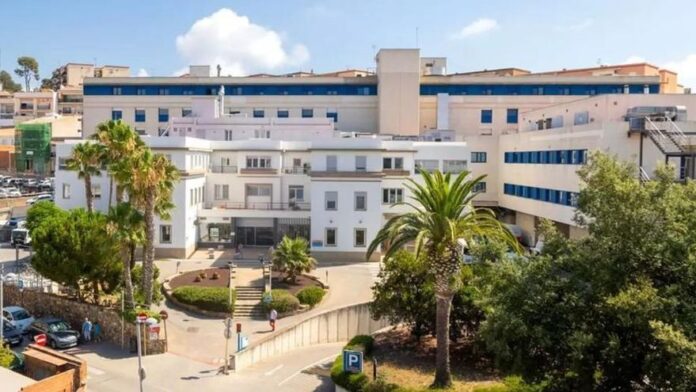 privat:-el-comite-de-l’hospital-de-palamos-atribueix-“sobrecarrega”-i-“estres”-a-tota-la-plantilla
