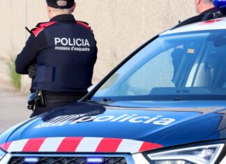 Detenen a Platja d’Aro un lladre per quatre robatoris amb força i l’arresten de nou hores després de quedar en llibertat privat:-els-mossos-investiguen-sis-casos-d’estrebades-violentes-a-gent-gran-en-menys-d’una-setmana-a-la-bisbal-d’emporda
