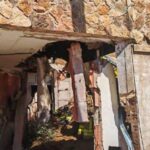 privat:-s’ensorra-un-forjat-a-sant-feliu-de-guixols:-un-treballador-ferit-greu-en-quedar-atrapat-i-quatre-mes-de-lleus