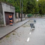 privat:-s’inicien-els-treballs-de-neteja-a-fons-en-els-carrers-de-la-bisbal-sense-vehicles-estacionats