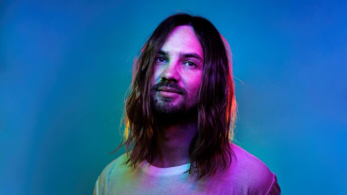 tame-impala-fara-el-seu-primer-concert-en-solitari-a-barcelona-al-palau-sant-jordi