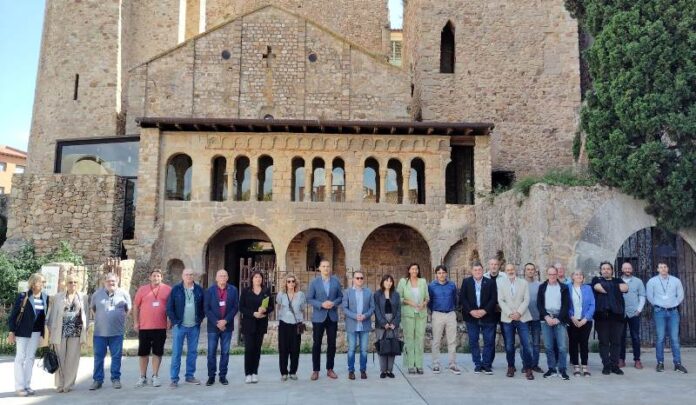 privat:-el-baix-emporda-signa-un-manifest-conjunt-a-favor-de-la-transicio-energetica