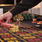 Darrere la pantalla del casino: la revolució humana que cap algoritme pot programar.