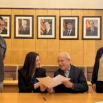 privat:-conveni-entre-el-defensor-del-ciutada-de-palafrugell-i-agbar-per-millorar-l’atencio-als-usuaris