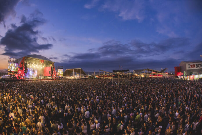 el-festival-cruilla-2026-torna-al-parc-del-forum-amb-pixies,-two-door-cinema-club-i-mishima-entre-els-primers-confirmats