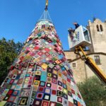 Un arbre de Nadal de 9,5 metres fet a ganxet, protagonista de l’encesa de llums a Calonge