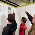 privat:-malestar-del-bisbal-basquet-perque-l’ajuntament-“no-ha-fet-res”-un-mes-despres-que-algu-graves-les-jugadores-dutxant-se