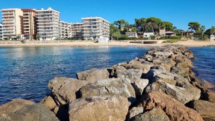 privat:-palamos-frena-l’inici-del-projecte-dels-espigons-per-tenir-clar-com-quedara-el-perfil-litoral