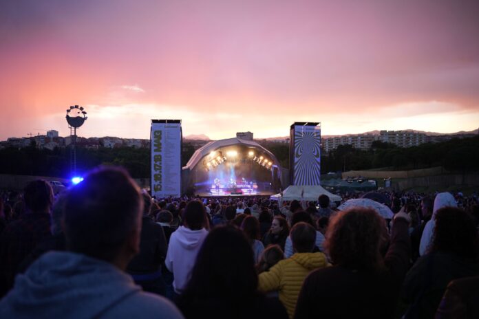 l’embassa’t-celebra-18-anys-amb-un-cartell-que-aposta-per-la-innovacio-i-el-talent-emergent