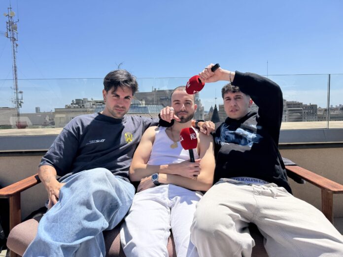 31-fam-acomiadaran-la-primera-temporada-de-l’album-“r31”-amb-un-razzmatazz-esgotat