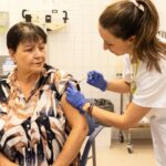 privat:-salut-prorrogara-15-dies-mes-l’obligatorietat-de-la-mascareta-a-centres-sanitaris-i-residencies-per-la-grip