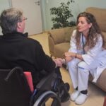 L’Hospital de Palamós incorpora el servei de psicooncologia de la Fundació Oncolliga Imatge psicooncòloga Fundacio Oncolliga